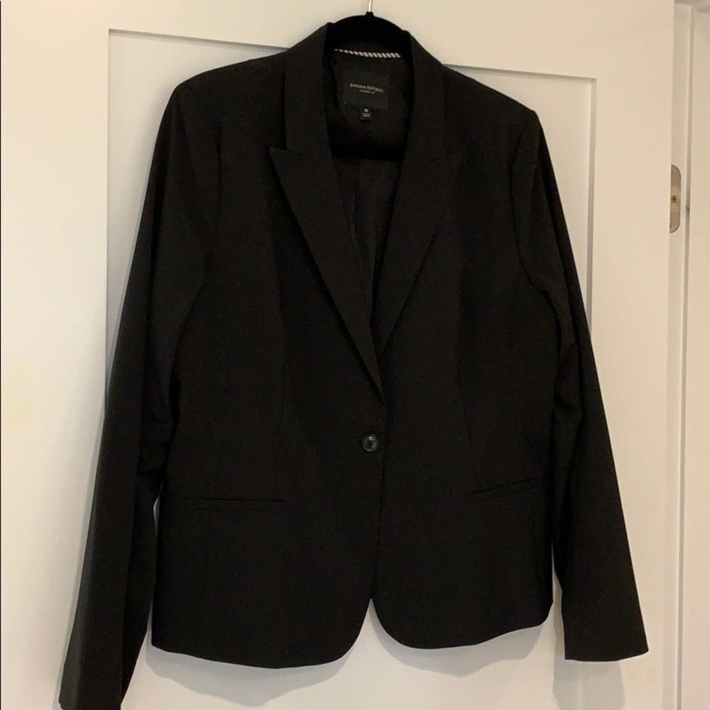 Black classic fit banana republic blazer